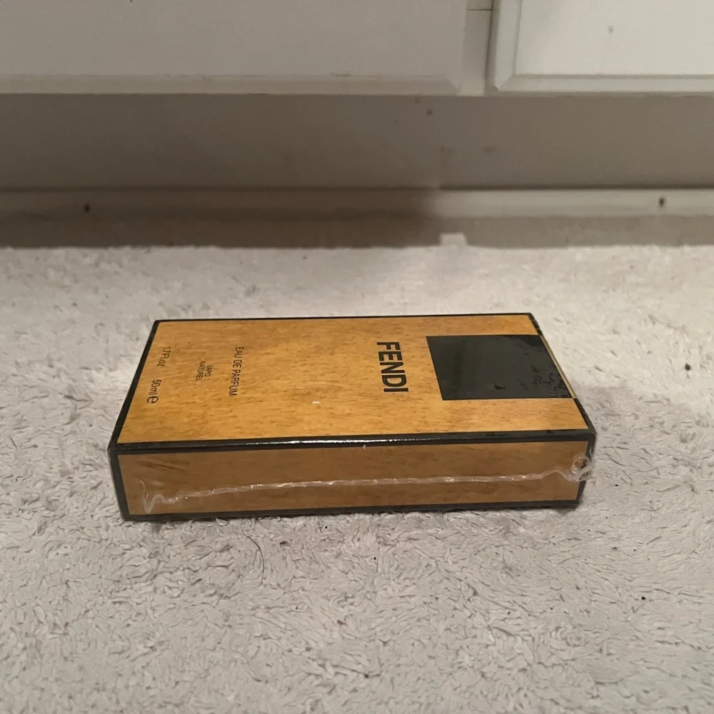 Fendi Eau de Parfume Spray *Rare* NEW SEALED IN BOX 1.7 oz
